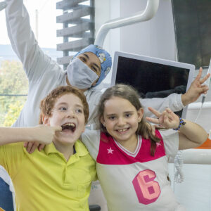 Doc Alejandra y niños